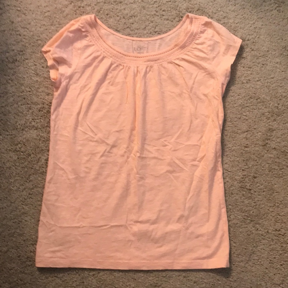Light coral/orange detailed neck top